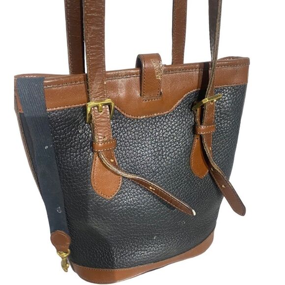 Dooney & Bourke All Weather Pebbled Leather Small Bucket Bag - Picture 4 of 8